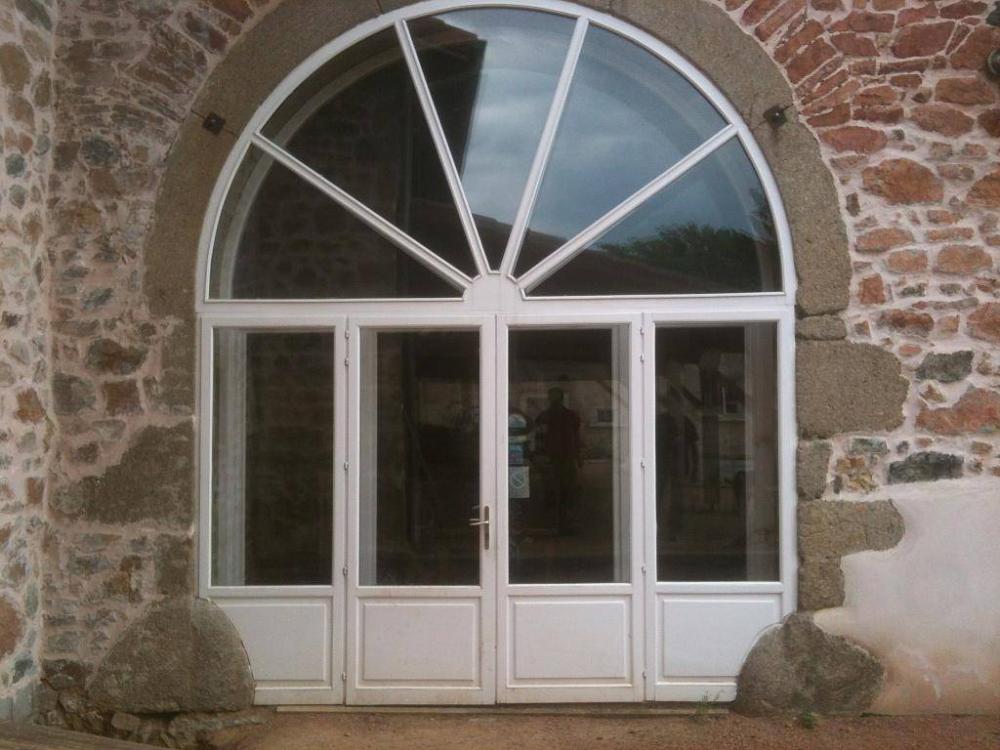 Fenêtres près de Saint-Laurent-de-Chamousset